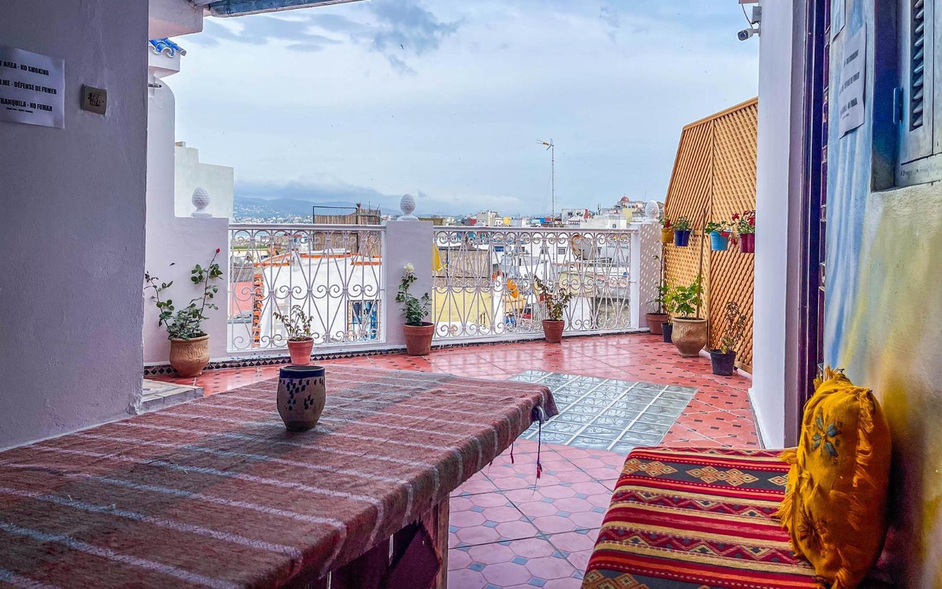 Tangiers Hostel ภายนอก รูปภาพ