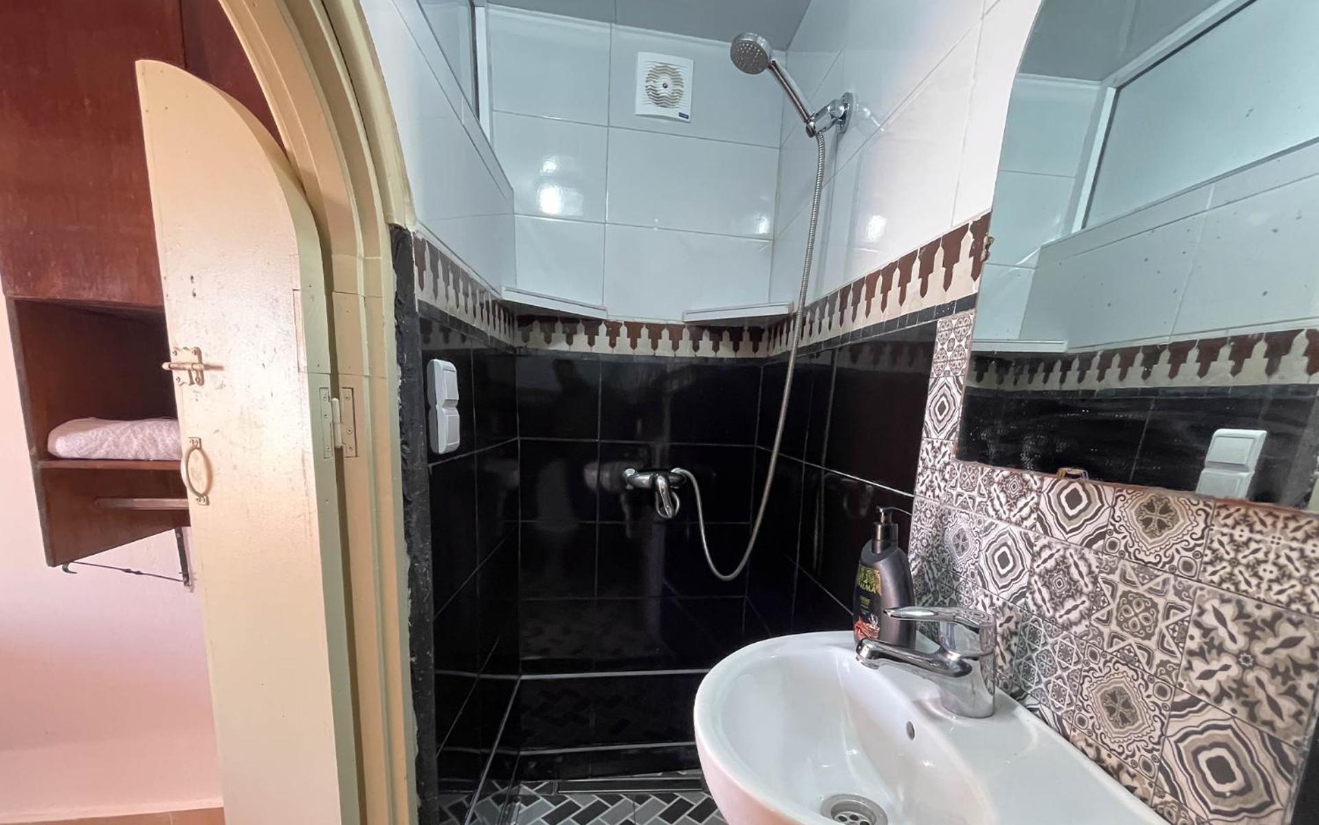 Tangiers Hostel ภายนอก รูปภาพ